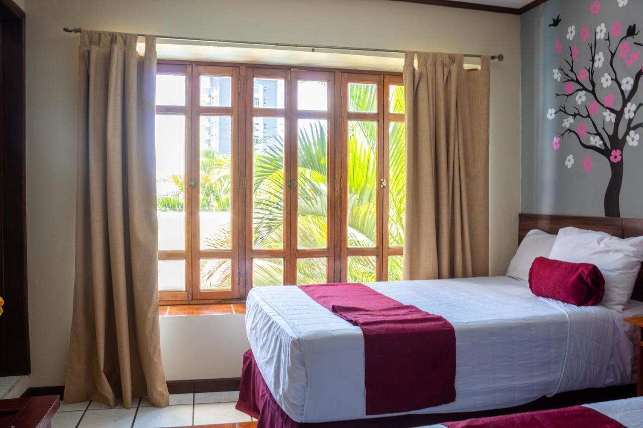 Hotel Fotherhouse Σαν Σαλβαντόρ Εξωτερικό φωτογραφία