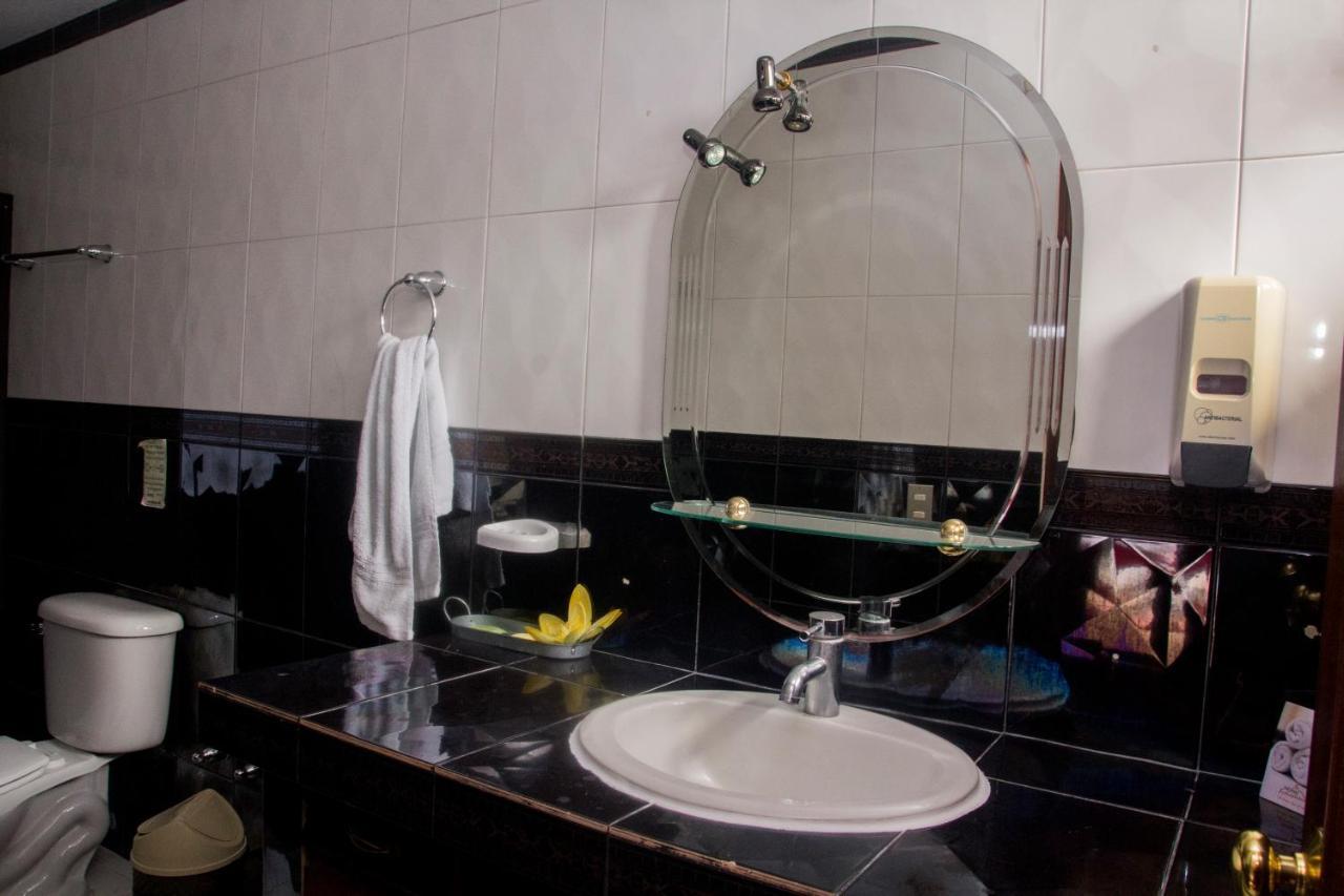 Hotel Fotherhouse Σαν Σαλβαντόρ Εξωτερικό φωτογραφία