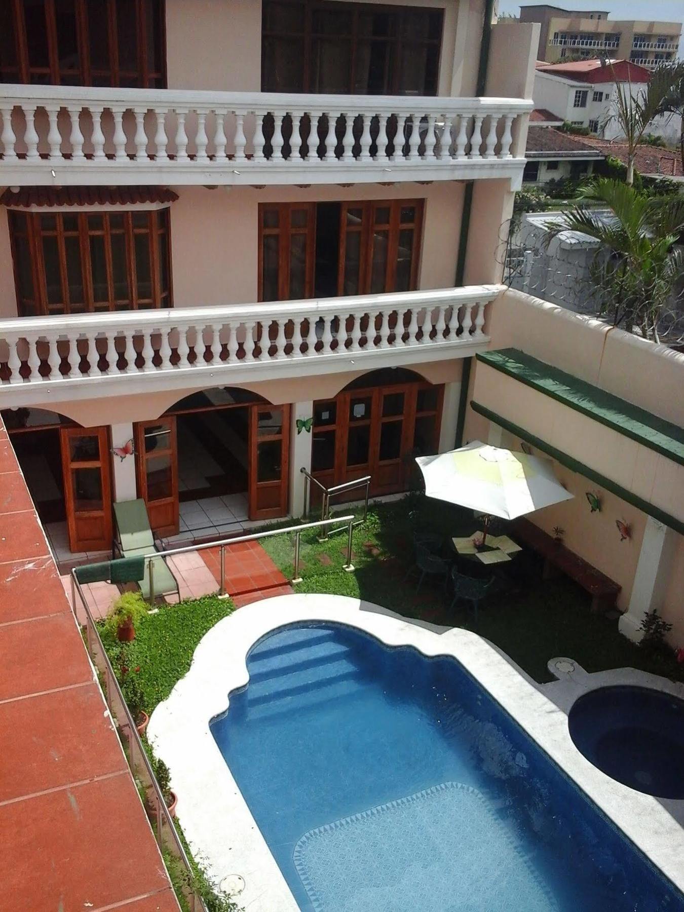 Hotel Fotherhouse Σαν Σαλβαντόρ Εξωτερικό φωτογραφία
