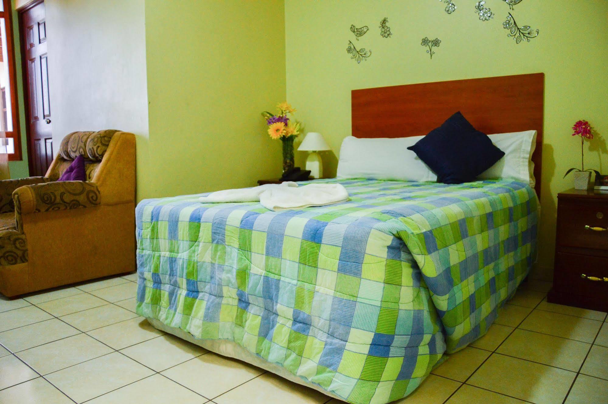 Hotel Fotherhouse Σαν Σαλβαντόρ Εξωτερικό φωτογραφία